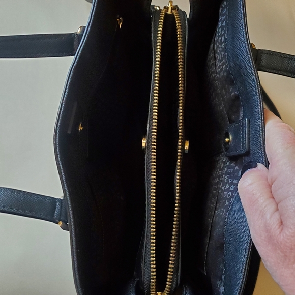 KATE SPADE BLACK GOLD TONE. SHOULDER. TOP HANDLE BAG - Picture 6 of 9